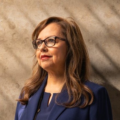 Portrait of a Lean In Latinas leader